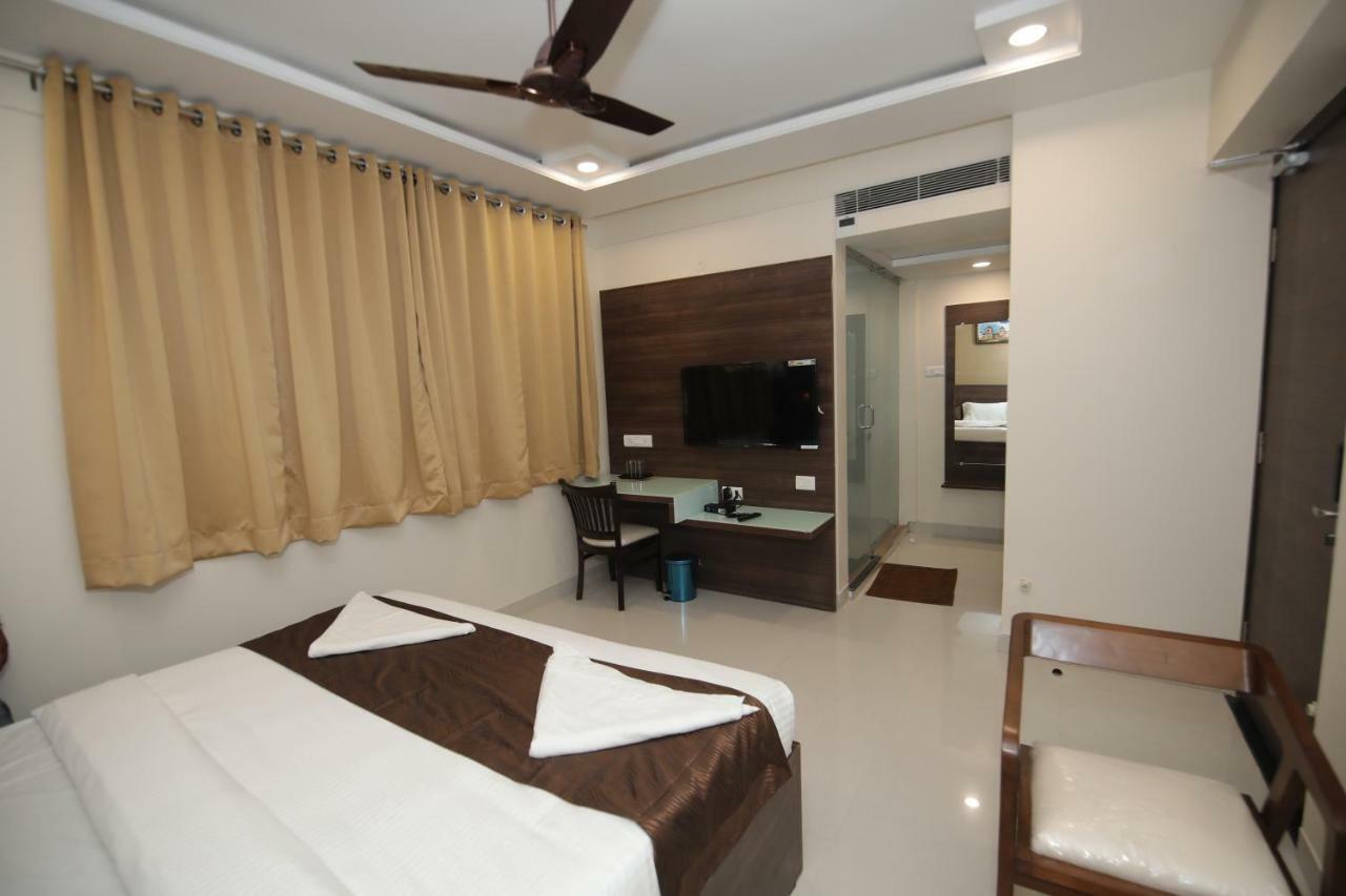Hotel Shringar Palace Hubli Luaran gambar