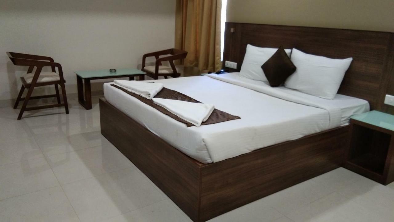 Hotel Shringar Palace Hubli Luaran gambar